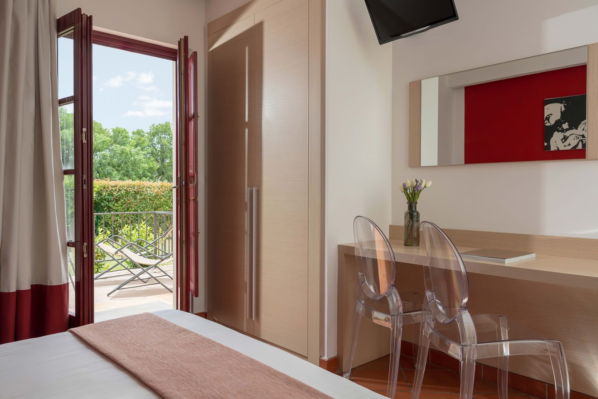 Detail of the Garden Room at Casolare Terre Rosse